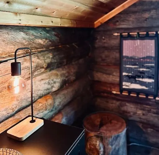 Lapland Hideout With Modern Amenities And Activities 埃农泰基厄